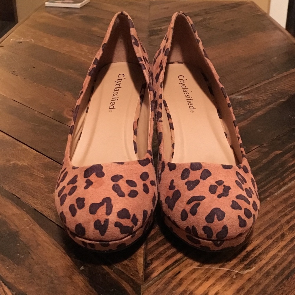 Cheetah Print Wedges